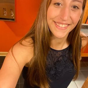 Meet your Posher, Madelyn